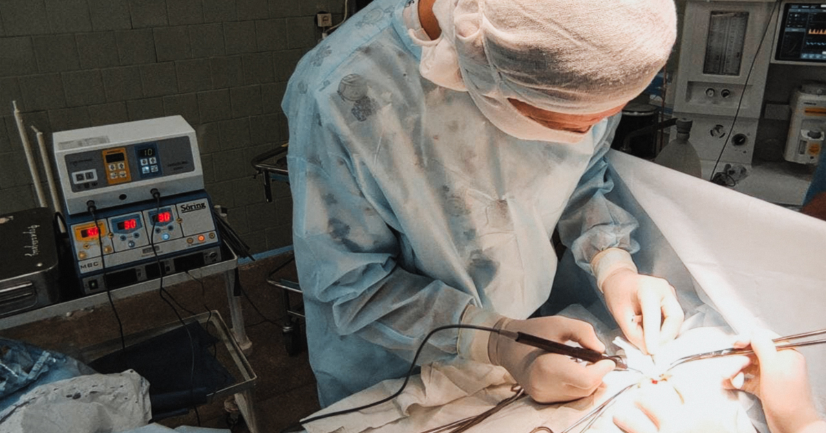 Три украинских больницы получили высокотехнологичное оборудование от «Фундации Течия»